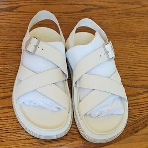 Chaco Townes Cream Leather Sandals